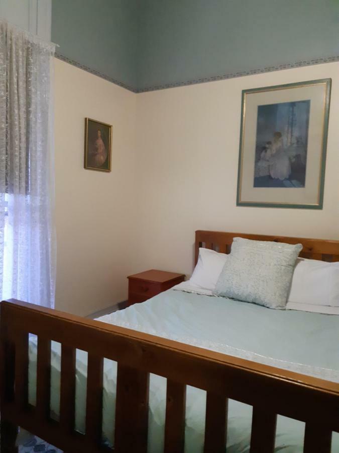The Victoria Hotel Ръдърглен Екстериор снимка