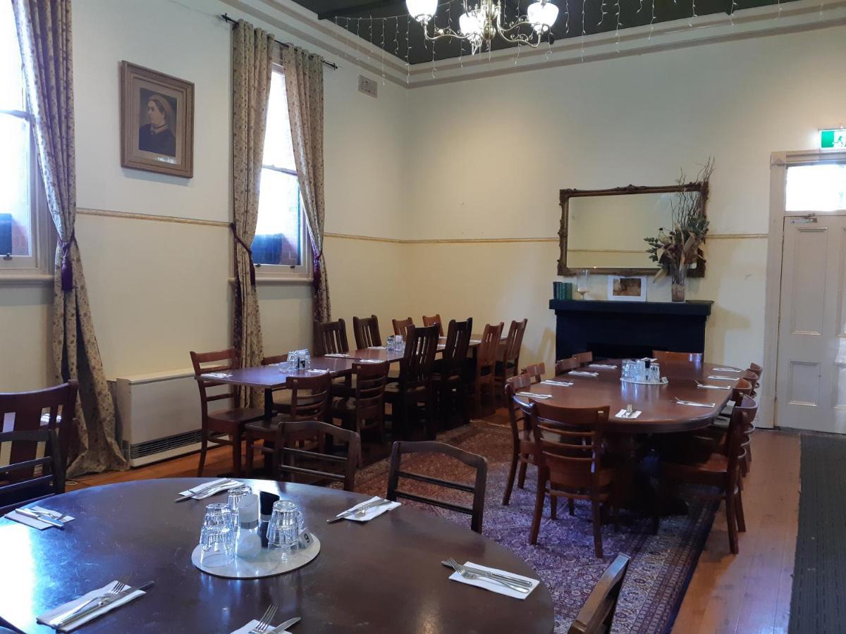 The Victoria Hotel Ръдърглен Екстериор снимка